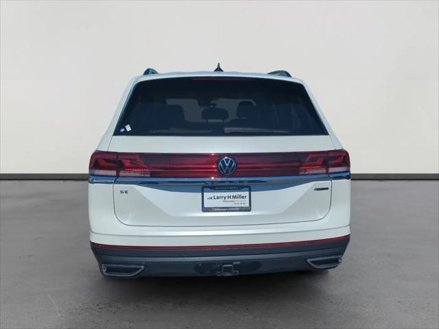 2026 Volkswagen Atlas SE with Technology