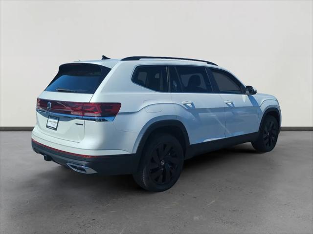 2026 Volkswagen Atlas SE with Technology