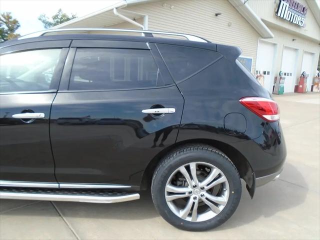 2011 Nissan Murano LE