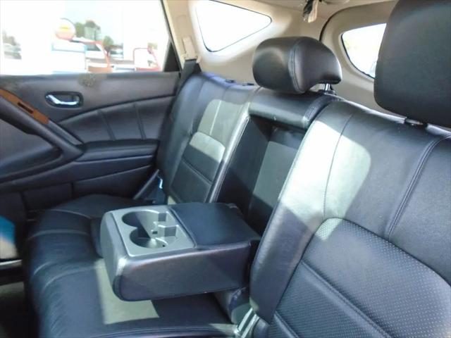2011 Nissan Murano LE