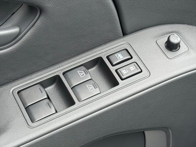 2026 Nissan Frontier Crew Cab SV 4x2