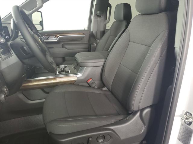2026 Chevrolet Silverado 3500HD LT