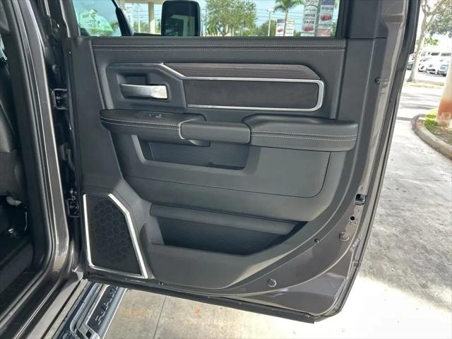 2026 Ram 3500 Laramie Crew Cab 4x4 8' Box