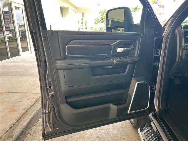 2026 Ram 3500 Laramie Crew Cab 4x4 8' Box