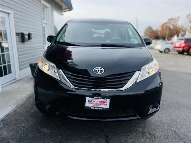2014 Toyota Sienna LE V6 7 Passenger Mobility