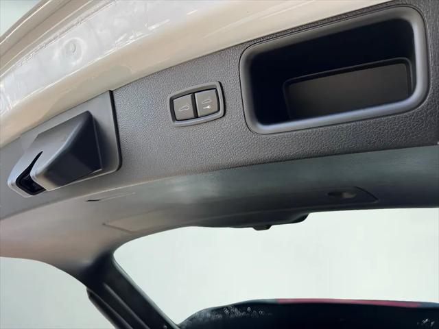 2022 Porsche Macan Standard
