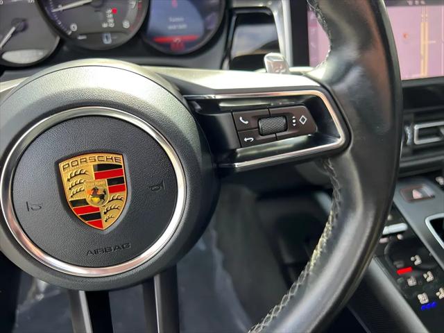 2022 Porsche Macan Standard