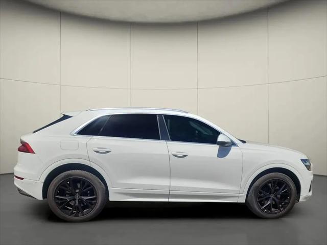 2023 Audi Q8 Premium 55 TFSI quattro Tiptronic
