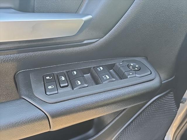 2026 Ram 1500 Tradesman Crew Cab 4x4 57 Box