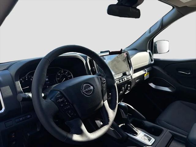 2026 Nissan Frontier Crew Cab Long Bed SV 4x4