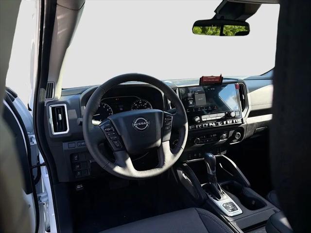 2026 Nissan Frontier Crew Cab Long Bed SV 4x4