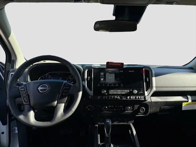 2026 Nissan Frontier Crew Cab Long Bed SV 4x4