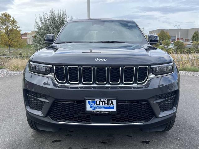 2025 Jeep Grand Cherokee Laredo X 4x4