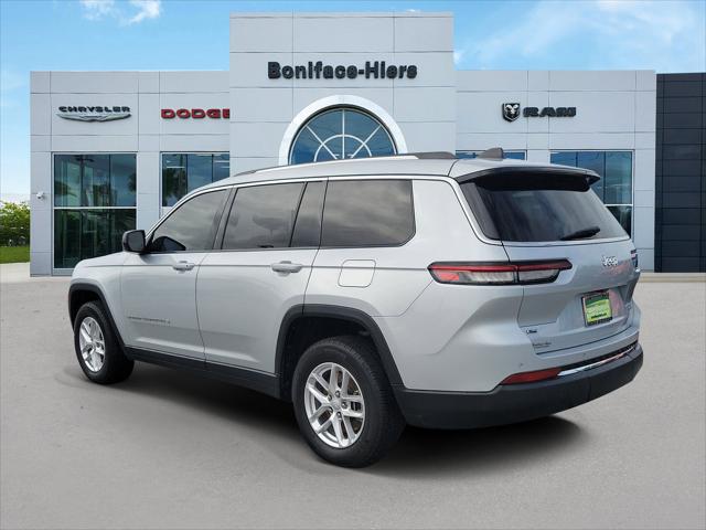 2022 Jeep Grand Cherokee L Laredo 4x2 2022 Jeep Grand Cherokee L Laredo 4x2