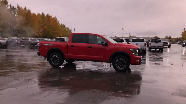 2021 Nissan TITAN Crew Cab PRO-4X 4x4 2021 Nissan TITAN Crew Cab PRO-4X 4x4
