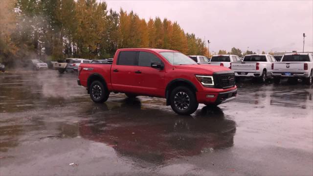 2021 Nissan TITAN Crew Cab PRO-4X 4x4 2021 Nissan TITAN Crew Cab PRO-4X 4x4