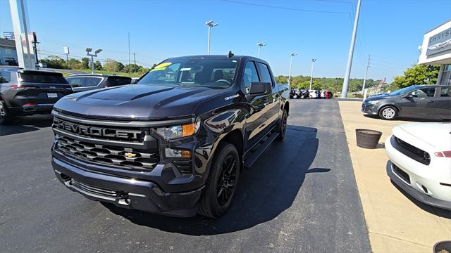 2023 Chevrolet Silverado 1500 4WD Crew Cab Short Bed Custom 2023 Chevrolet Silverado 1500 4WD Crew Cab Short Bed Custom