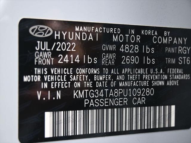 2023 Genesis G70 2.0T AWD