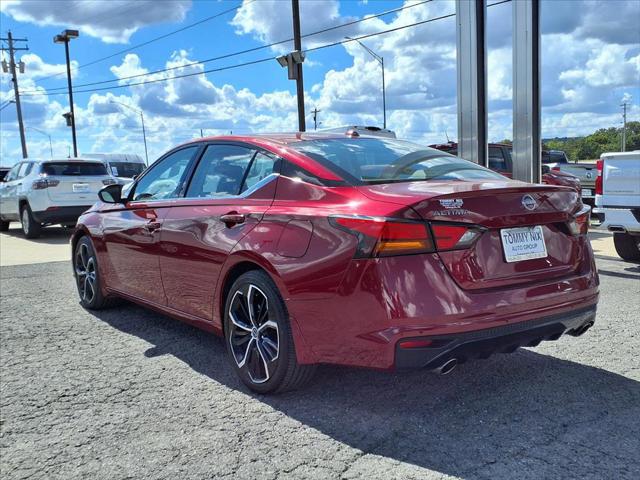 2025 Nissan Altima SR FWD 2025 Nissan Altima SR FWD