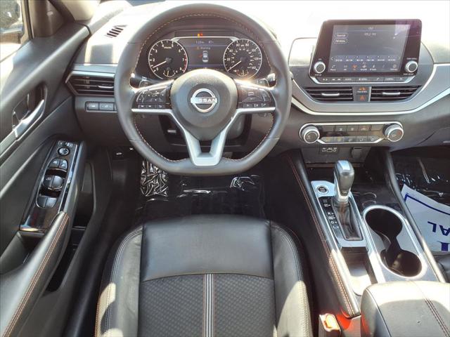 2025 Nissan Altima SR FWD 2025 Nissan Altima SR FWD