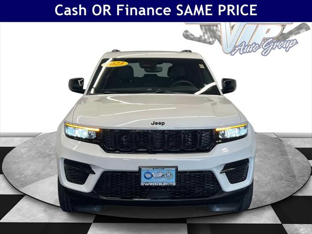 2023 Jeep Grand Cherokee Altitude 4x4