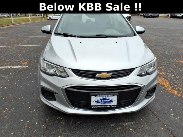 2020 Chevrolet Sonic FWD Hatchback 1FL 5-Door 2020 Chevrolet Sonic FWD Hatchback 1FL 5-Door