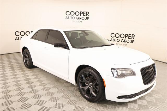 2023 Chrysler 300 Touring