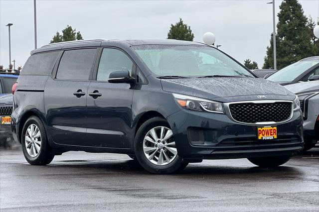 2015 Kia Sedona LX