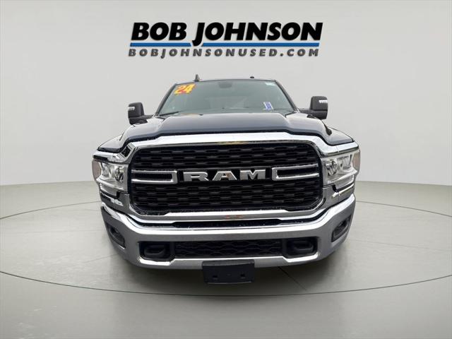 2024 RAM 2500 Big Horn Crew Cab 4x4 64 Box