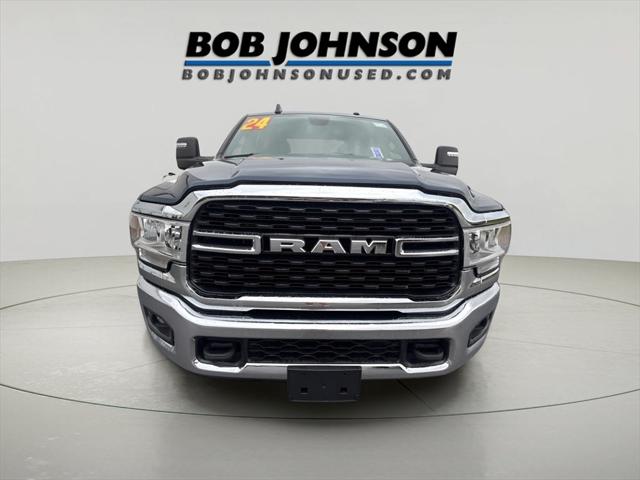 2024 RAM 2500 Big Horn Crew Cab 4x4 64 Box