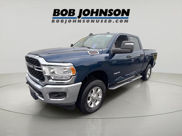 2024 RAM 2500 Big Horn Crew Cab 4x4 64 Box