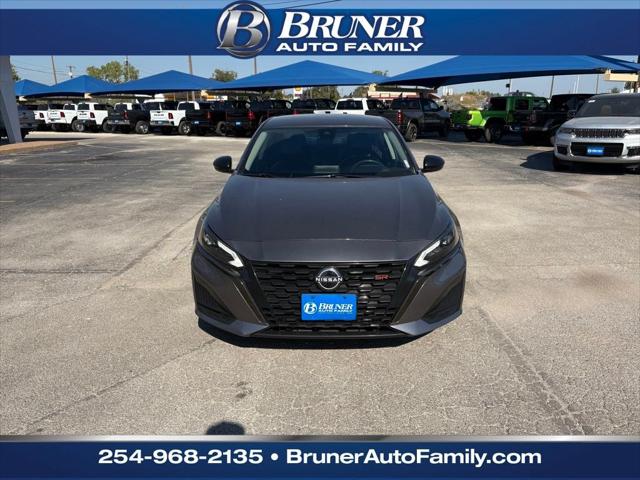 2023 Nissan Altima SR FWD