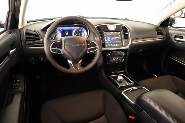 2023 Chrysler 300 Touring 2023 Chrysler 300 Touring