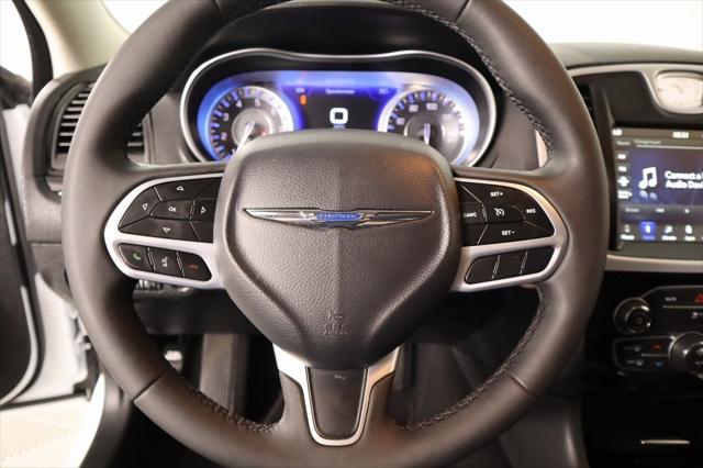 2023 Chrysler 300 Touring 2023 Chrysler 300 Touring