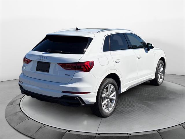 2025 Audi Q3 Premium 45 TFSI S line quattro Tiptronic