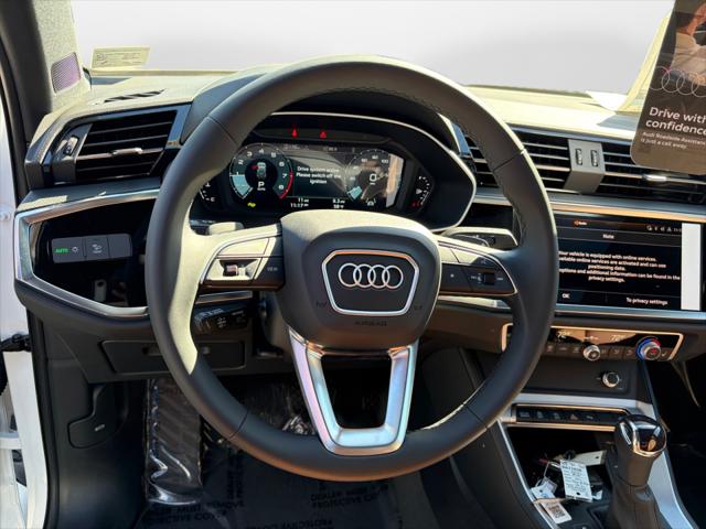 2025 Audi Q3 Premium 45 TFSI S line quattro Tiptronic