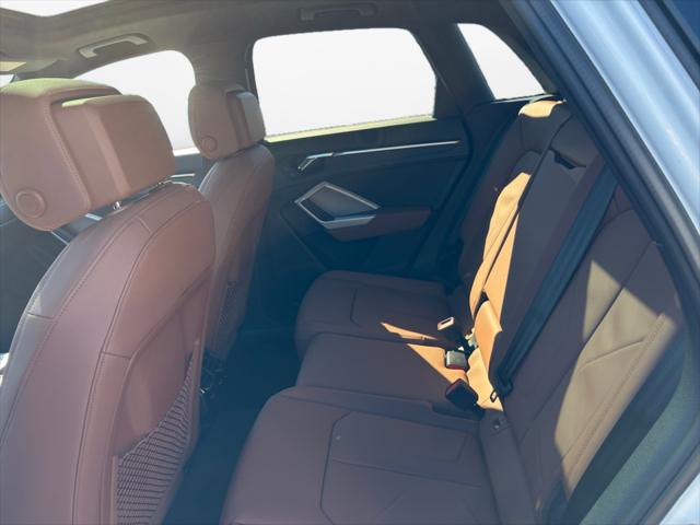 2025 Audi Q3 Premium 45 TFSI S line quattro Tiptronic