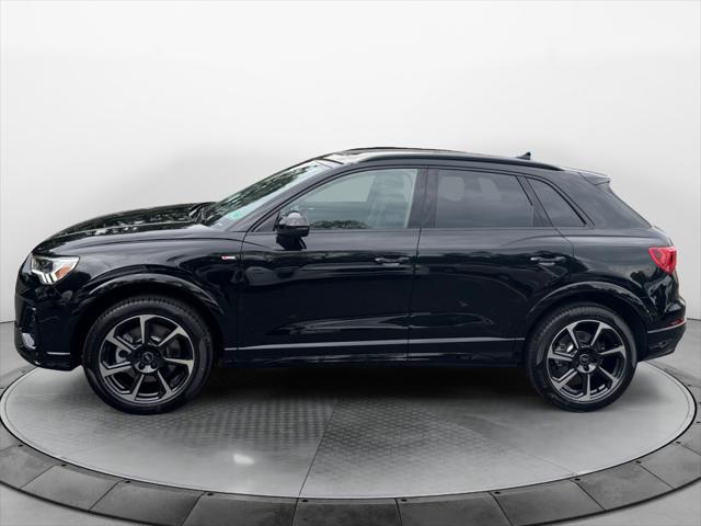 2025 Audi Q3 Premium 45 TFSI S line quattro Tiptronic