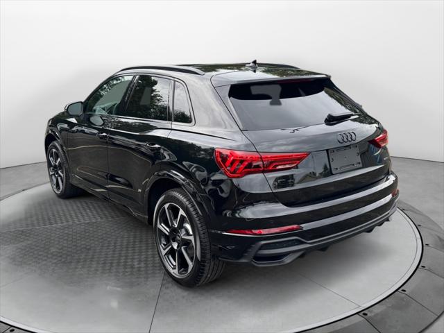 2025 Audi Q3 Premium 45 TFSI S line quattro Tiptronic