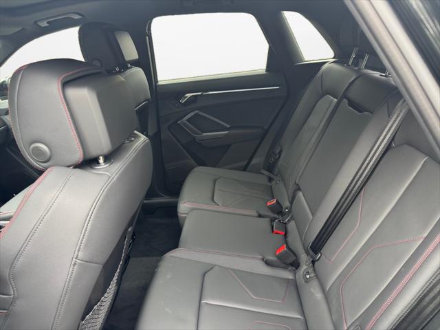 2025 Audi Q3 Premium 45 TFSI S line quattro Tiptronic