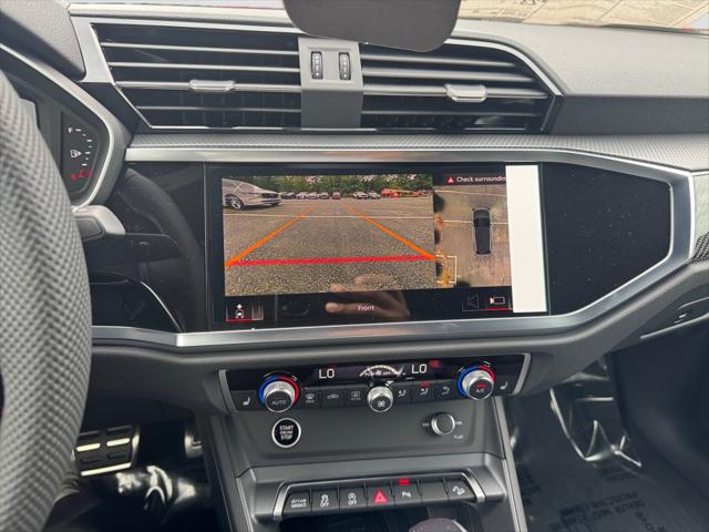 2025 Audi Q3 Premium 45 TFSI S line quattro Tiptronic