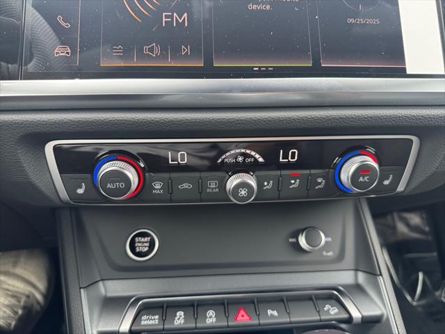 2025 Audi Q3 Premium 45 TFSI S line quattro Tiptronic
