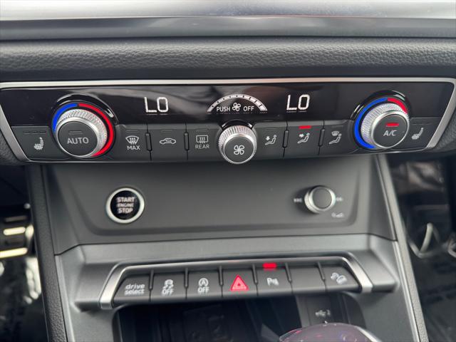2025 Audi Q3 Premium 45 TFSI S line quattro Tiptronic