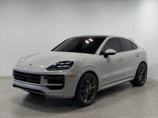 2025 Porsche Cayenne E-Hybrid Turbo for sale in St Clair Shores, MI