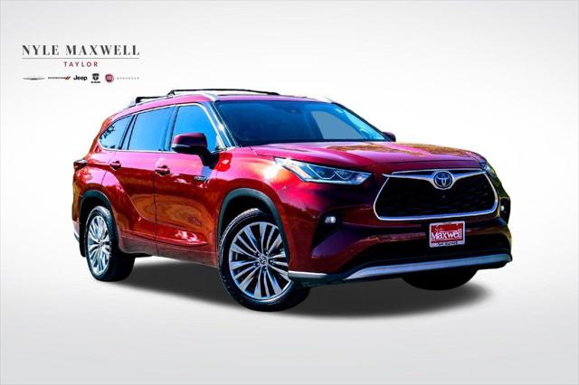 2021 Toyota Highlander Hybrid Platinum 2021 Toyota Highlander Hybrid Platinum