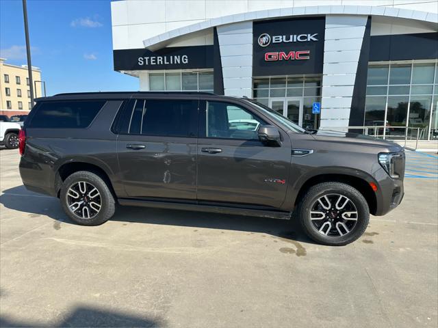 2021 GMC Yukon XL 4WD AT4