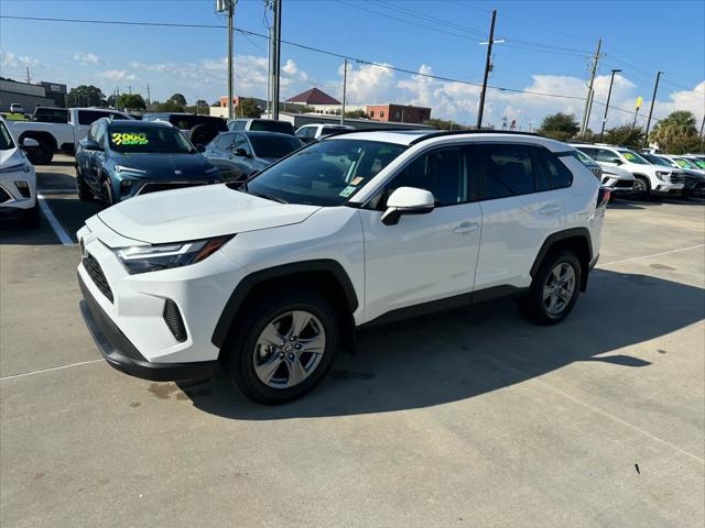 2022 Toyota RAV4 XLE 2022 Toyota RAV4 XLE