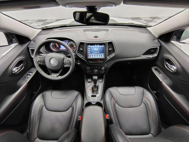 2022 Jeep Cherokee Trailhawk 4x4 2022 Jeep Cherokee Trailhawk 4x4