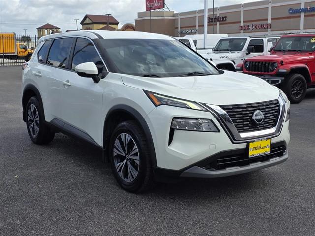 2022 Nissan Rogue SV FWD