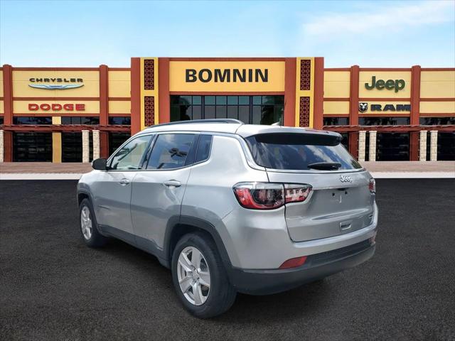 2022 Jeep Compass Latitude FWD